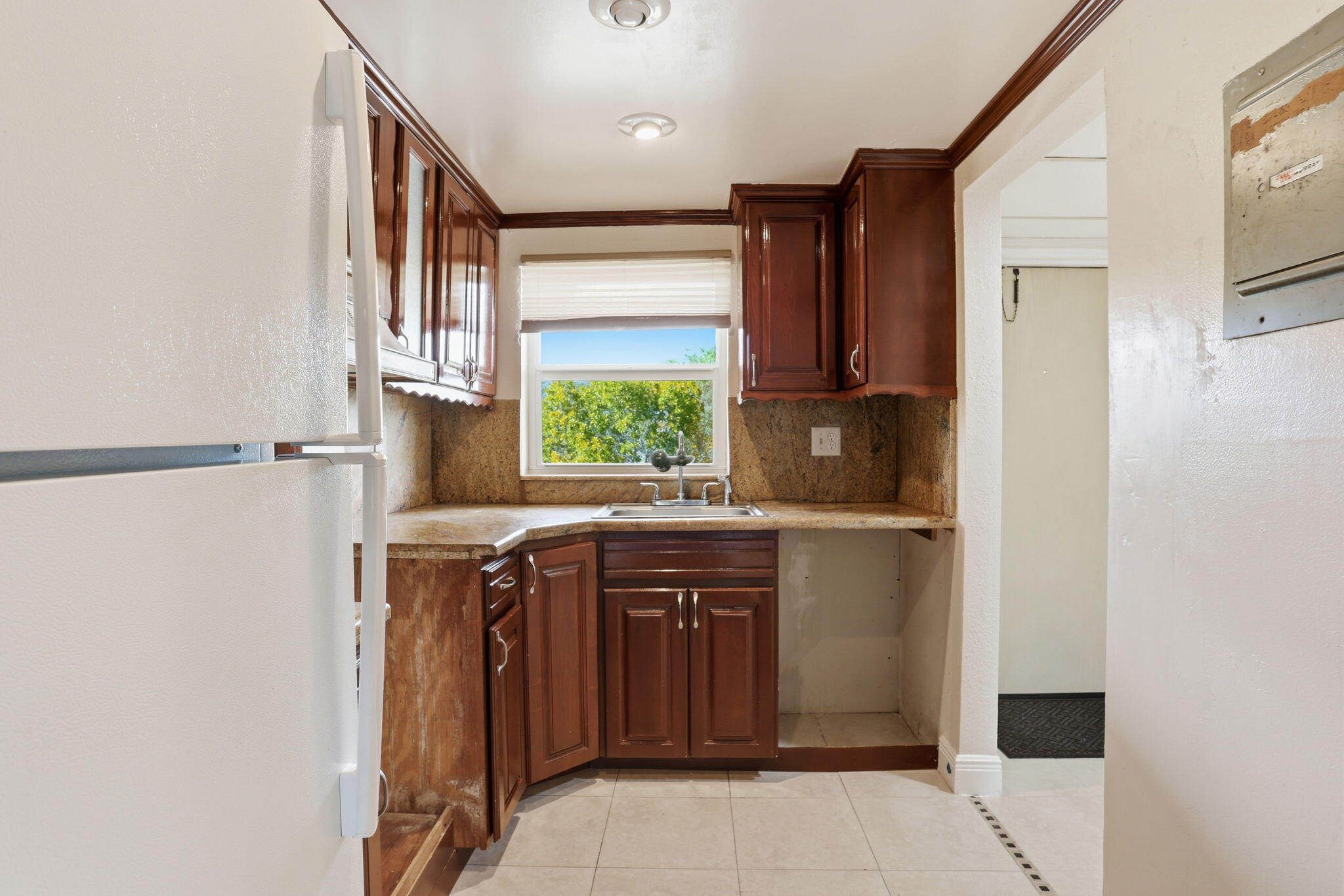 GARDENS AT LAUDERHILL CONDO - Residential