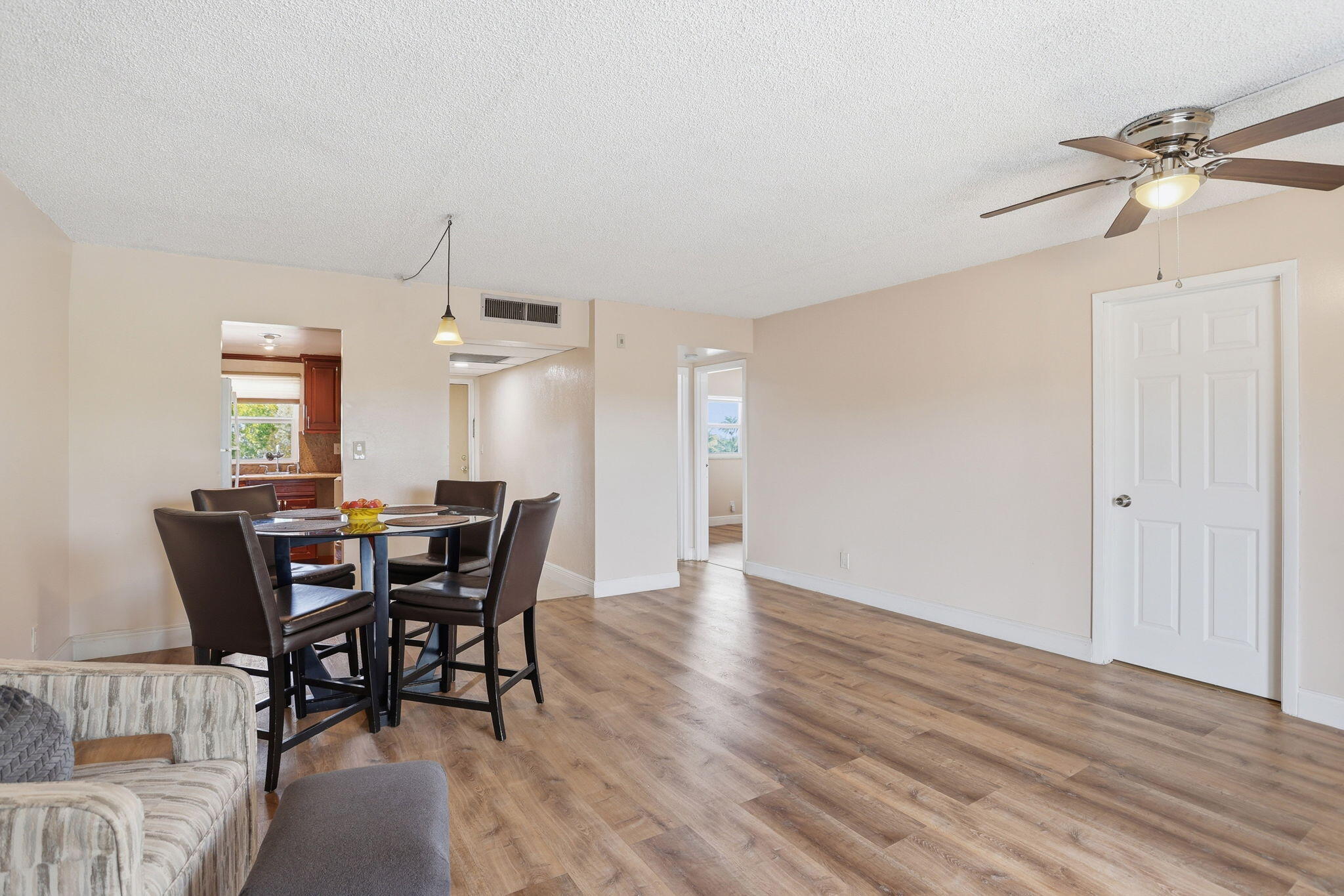 4161 NW 26th Street 308, Lauderhill, FL, 33313/$100,000 1 4161 NW 26th Street 308