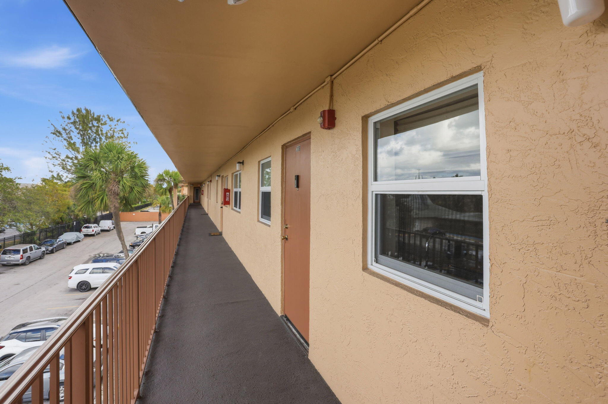 GARDENS AT LAUDERHILL CONDO - Residential