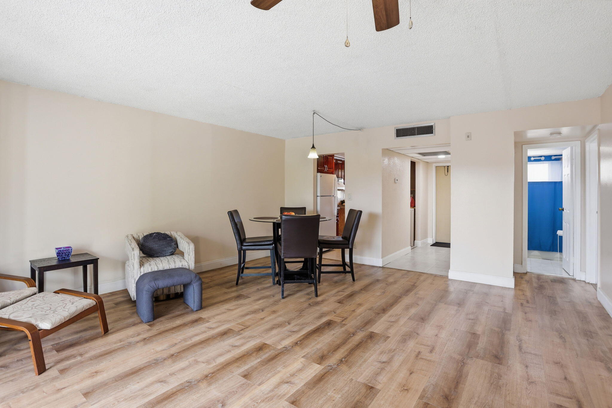 4161 NW 26th Street 308, Lauderhill, FL, 33313/$100,000 2 4161 NW 26th Street 308