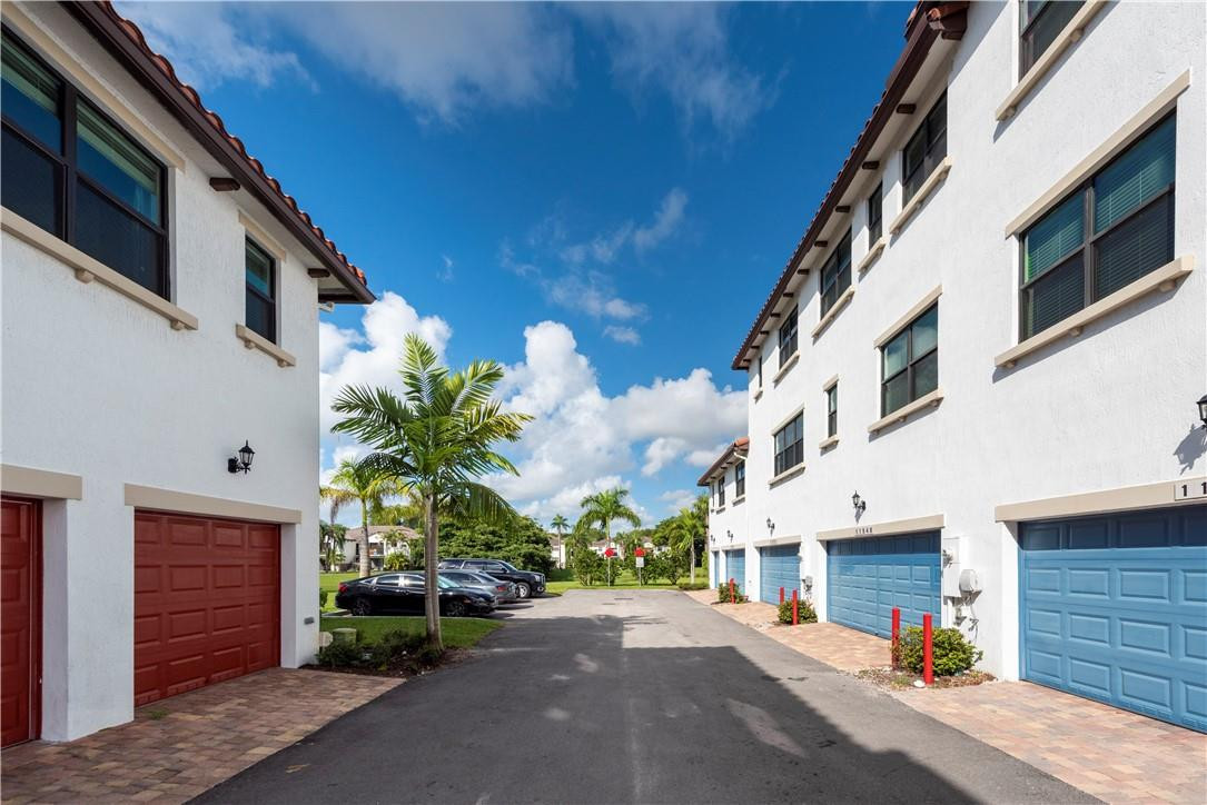 RAINTREE - Residential