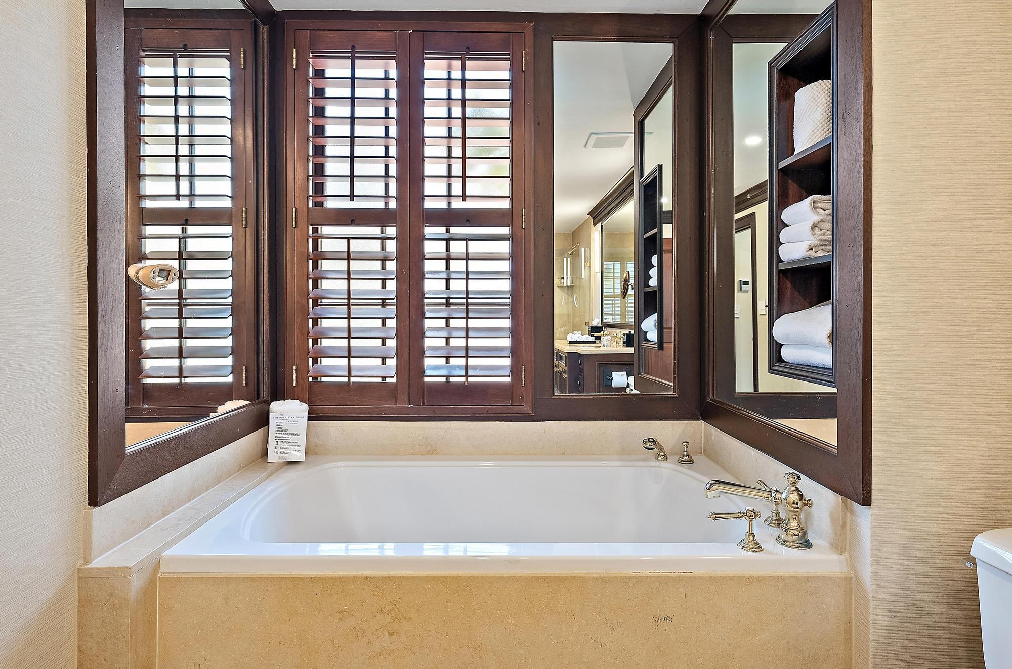 BRAZILIAN COURT HOTEL AND - Residential