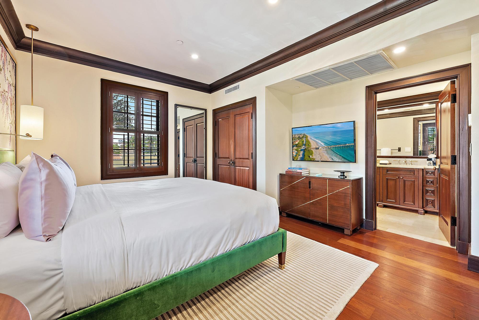 BRAZILIAN COURT HOTEL AND - Residential