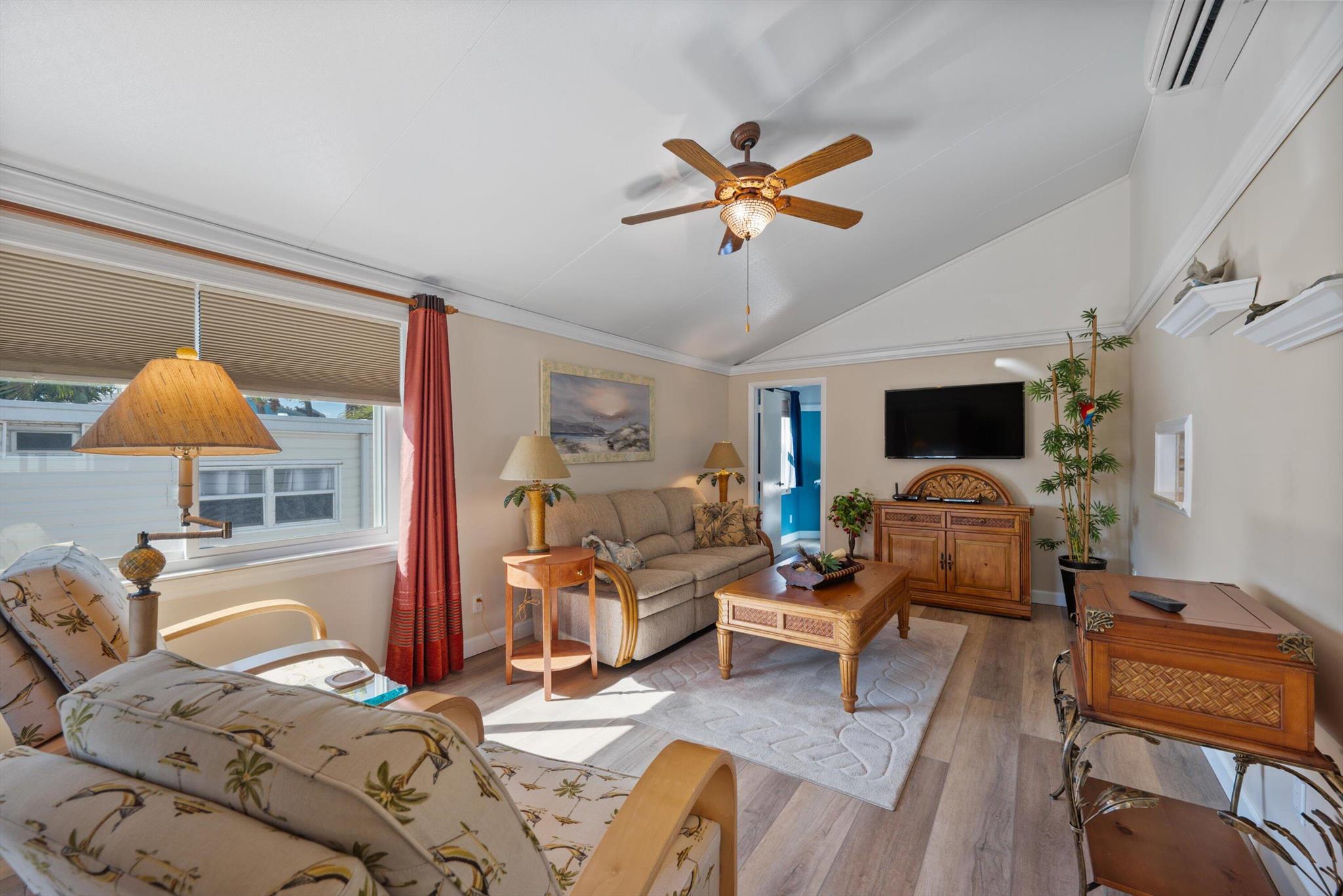 10725 S Ocean Drive 125, Jensen Beach, FL, 34957/$277,900 3 10725 S Ocean Drive 125