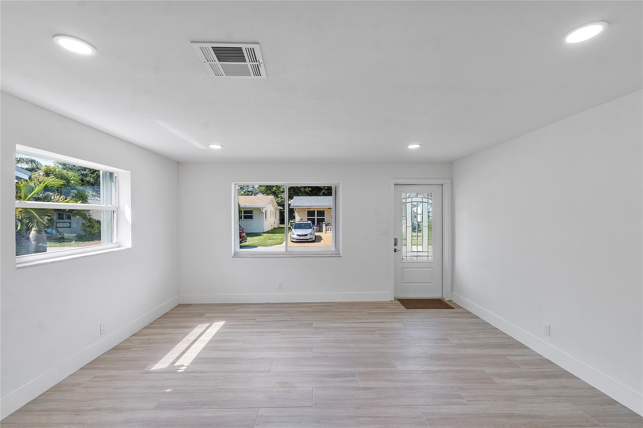 Mainlands Of Tamarac Lake - Residential