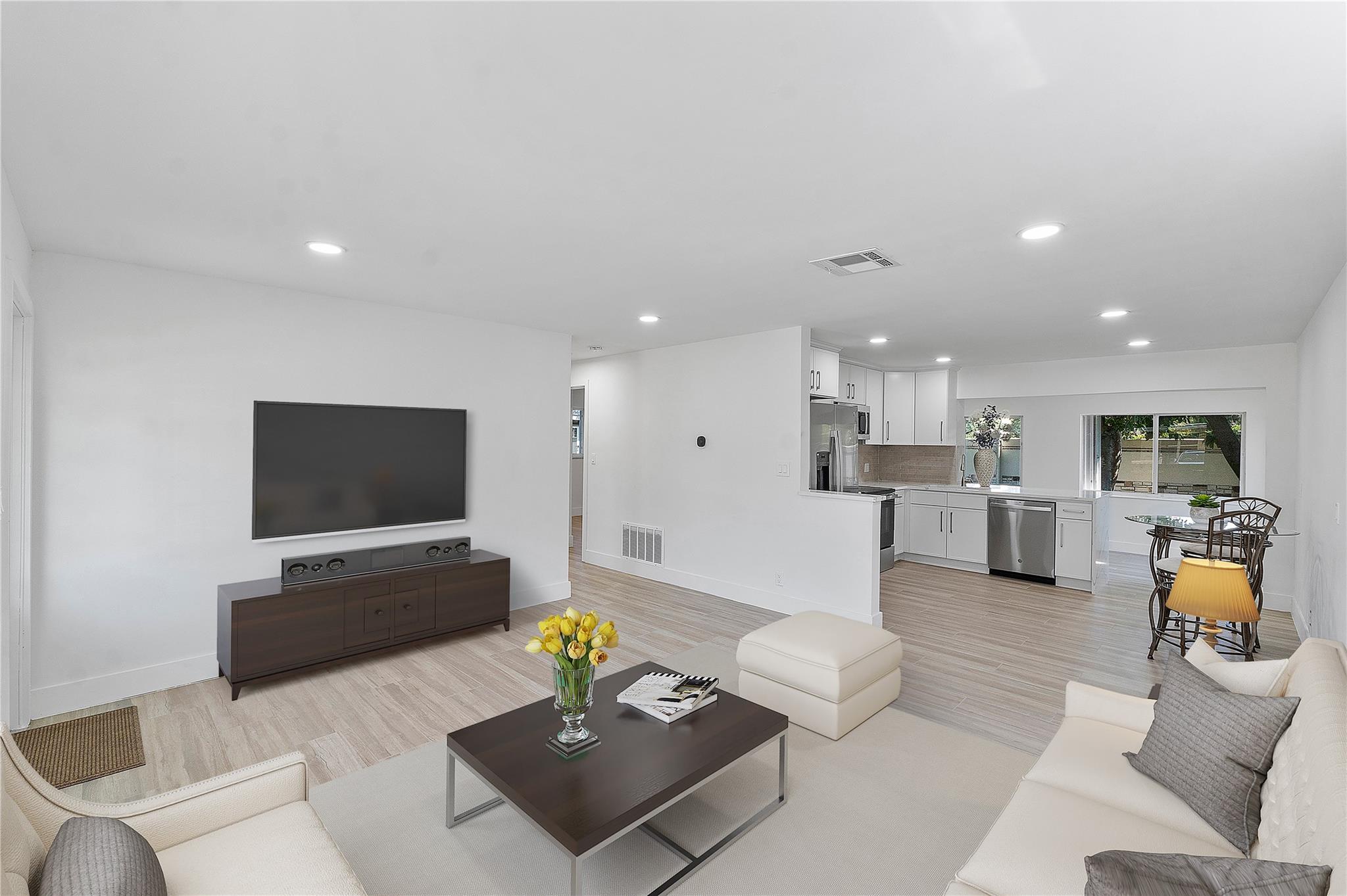 Mainlands Of Tamarac Lake - Residential