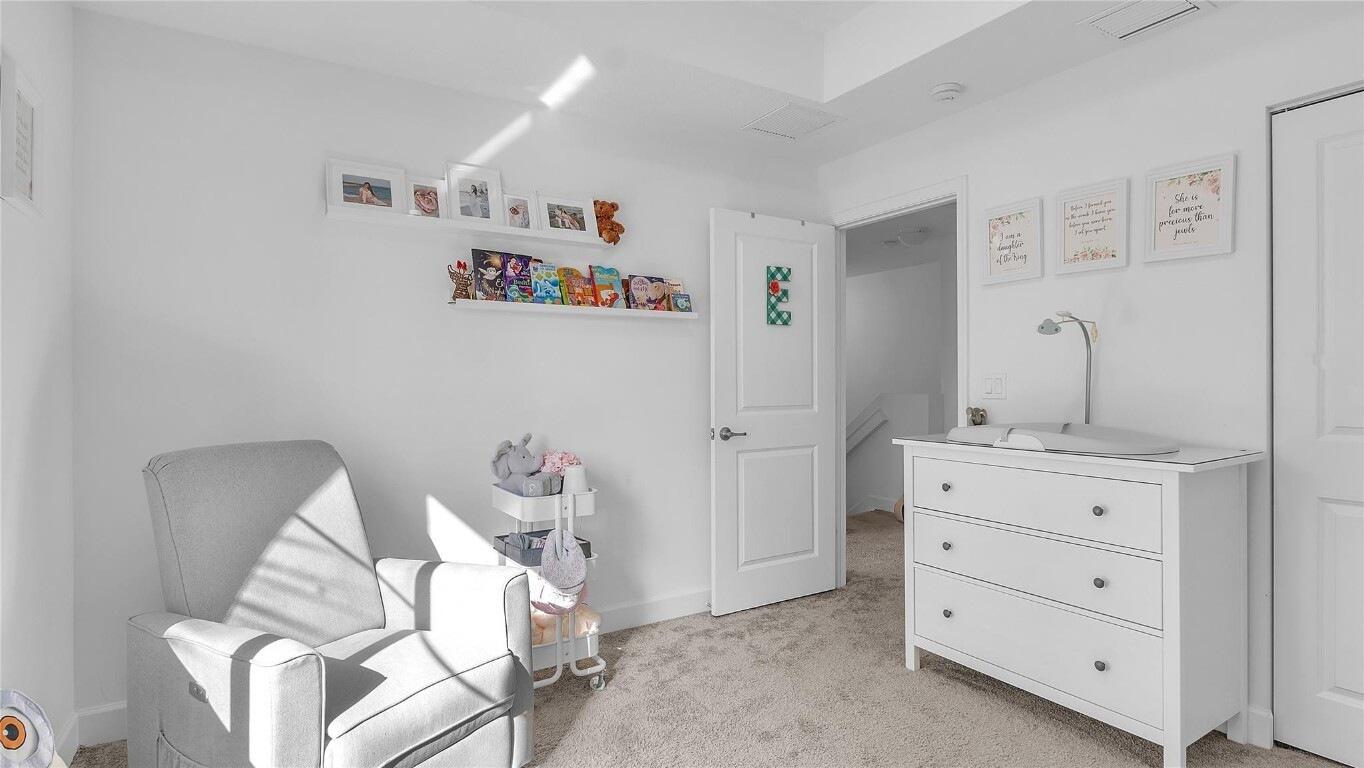 RESIDENCES AT PALM AIRE - Residential Lease