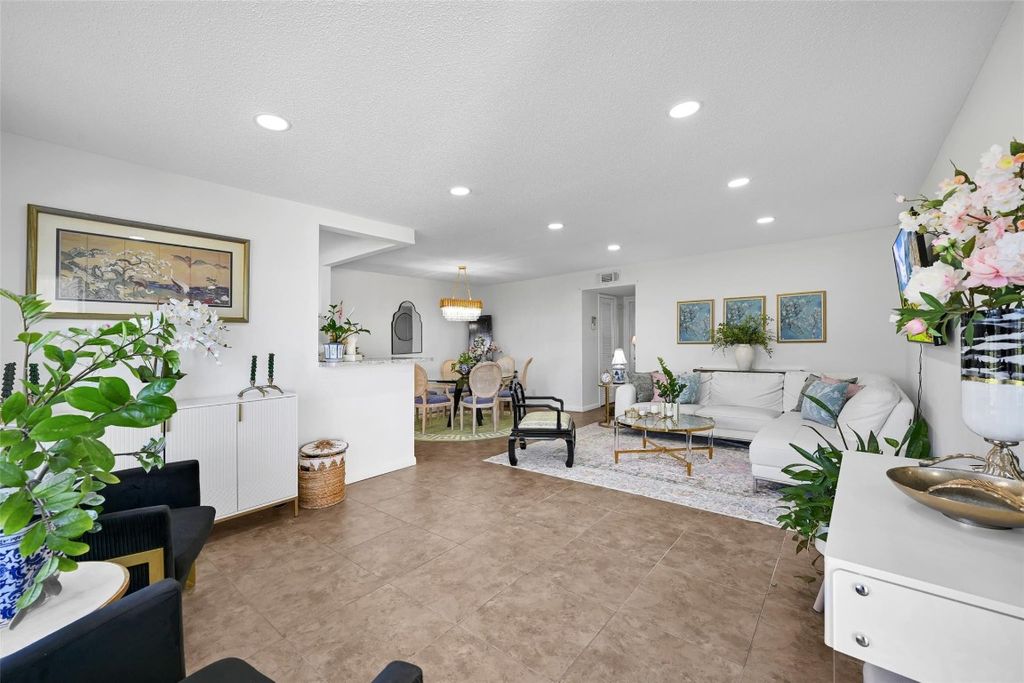 Photo of 211 Bayview Avenue #C, Boynton Beach, FL 33435 (MLS # F10544696)