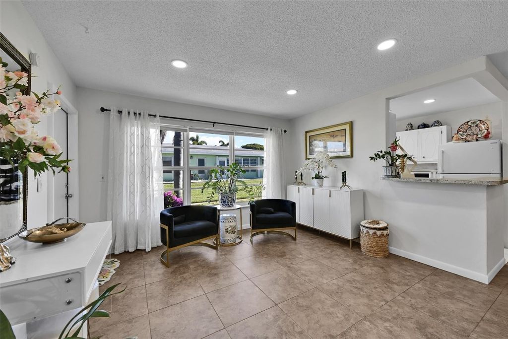 Photo of 211 Bayview Avenue #C, Boynton Beach, FL 33435 (MLS # F10544696)
