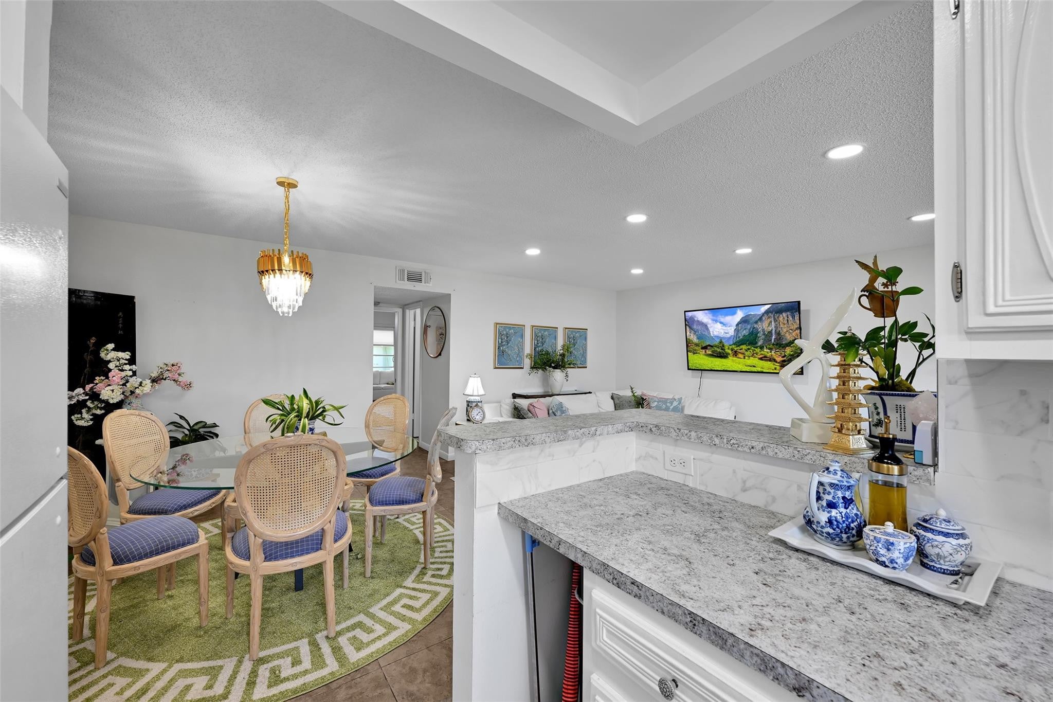 211 Bayview Avenue C, Boynton Beach FL 33435