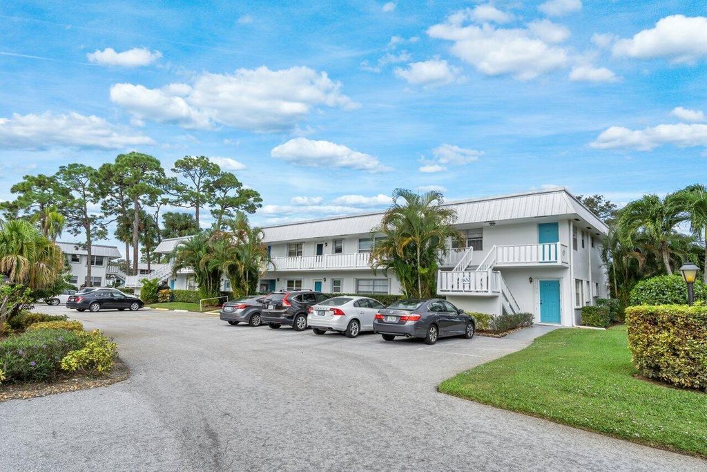 Photo of 2929 SE Ocean Boulevard #102-10, Stuart, FL 34996 (MLS # R10924220)