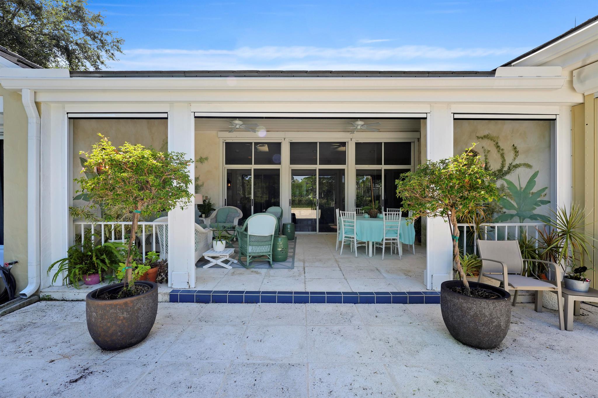 LOBLOLLY PINES - Residential