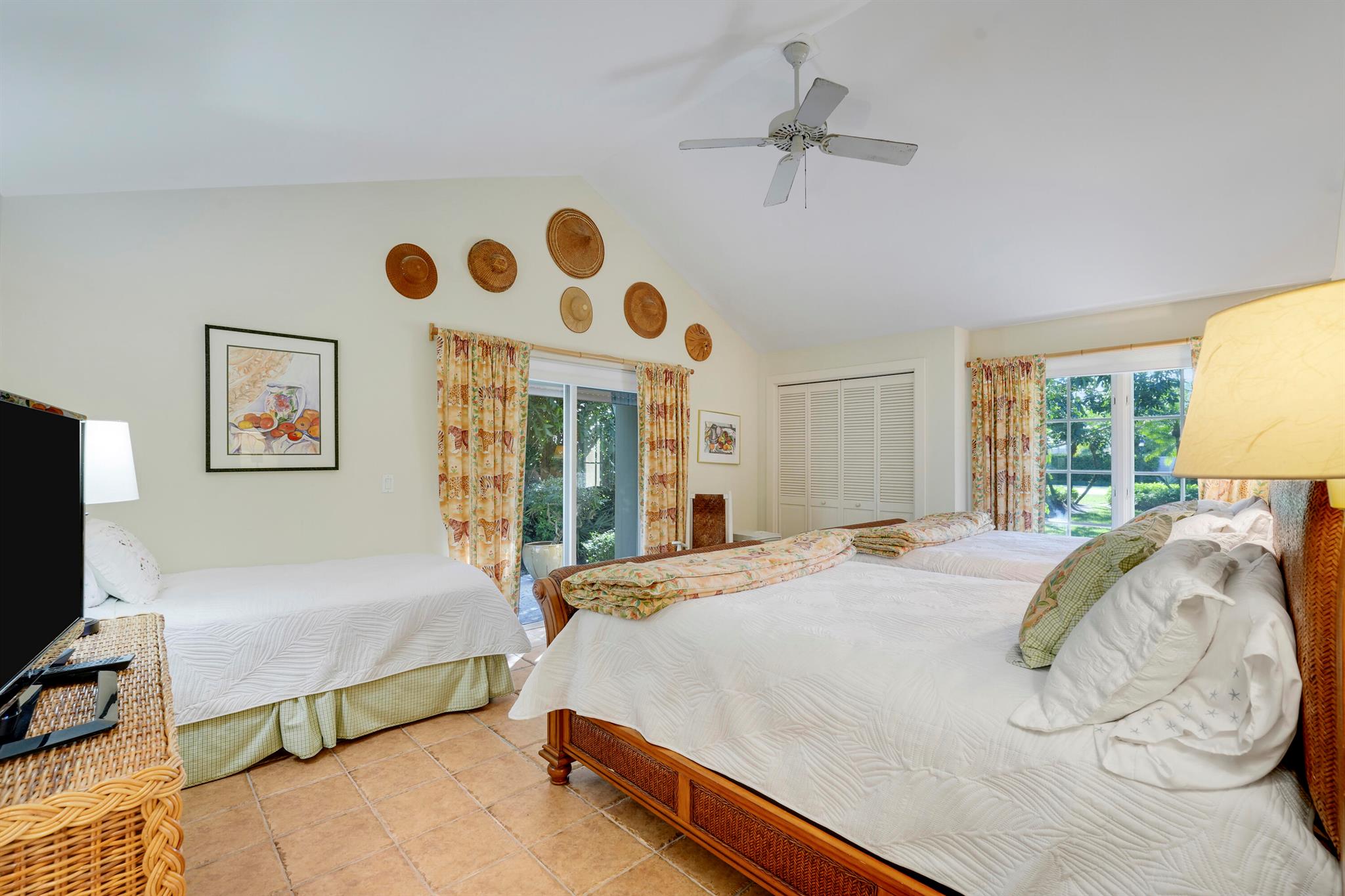 LOBLOLLY PINES - Residential