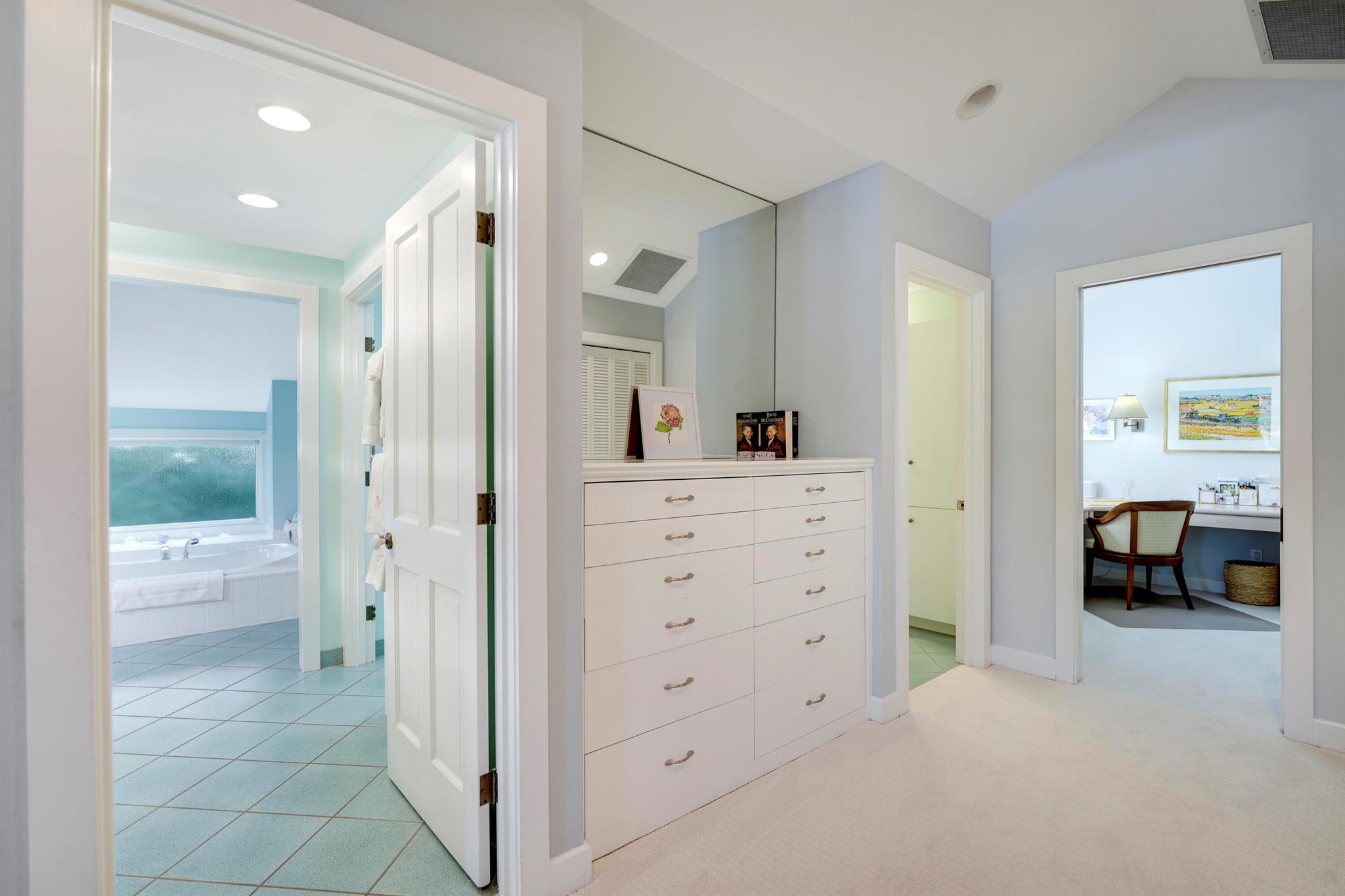 LOBLOLLY PINES - Residential