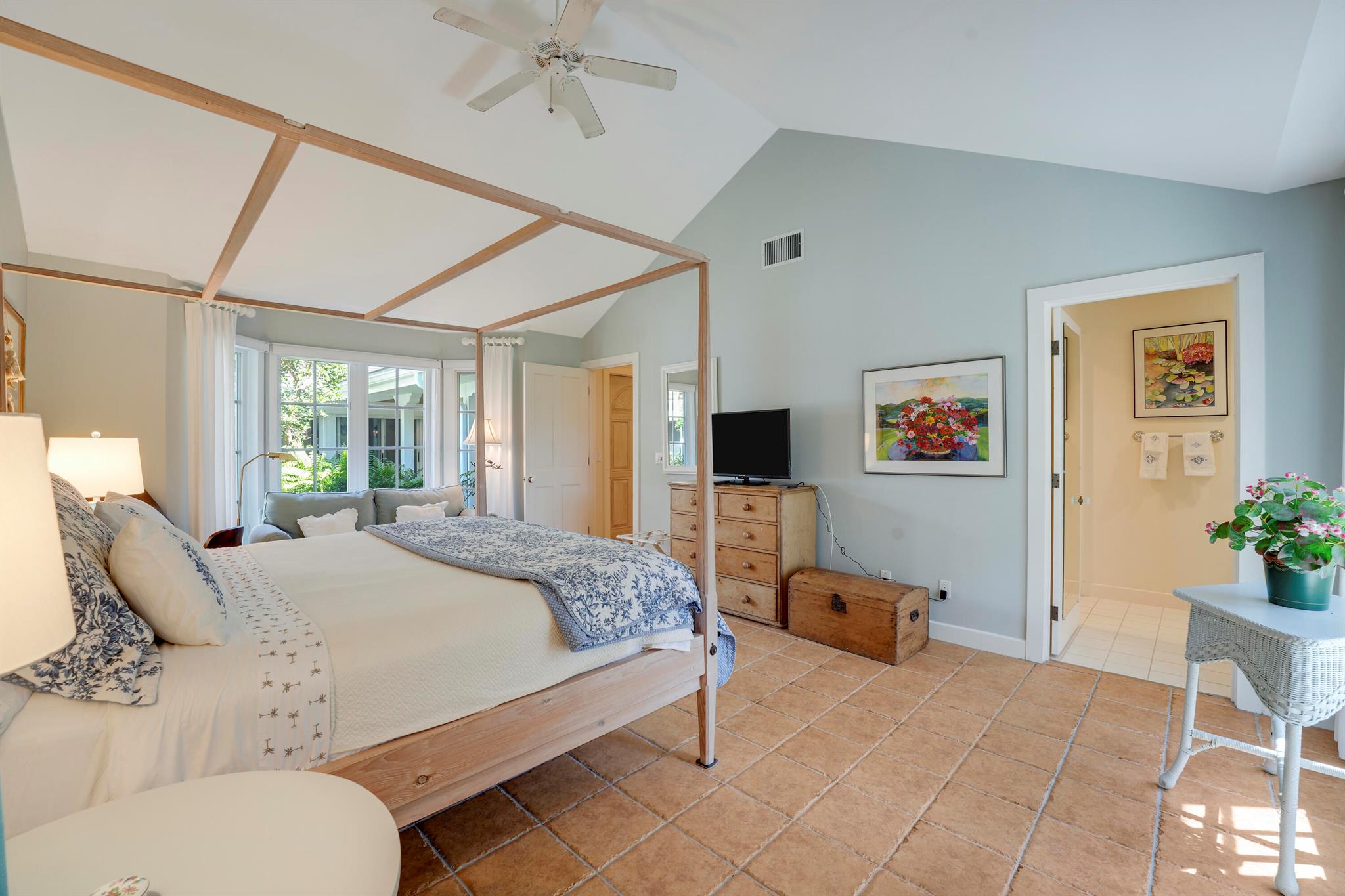 LOBLOLLY PINES - Residential