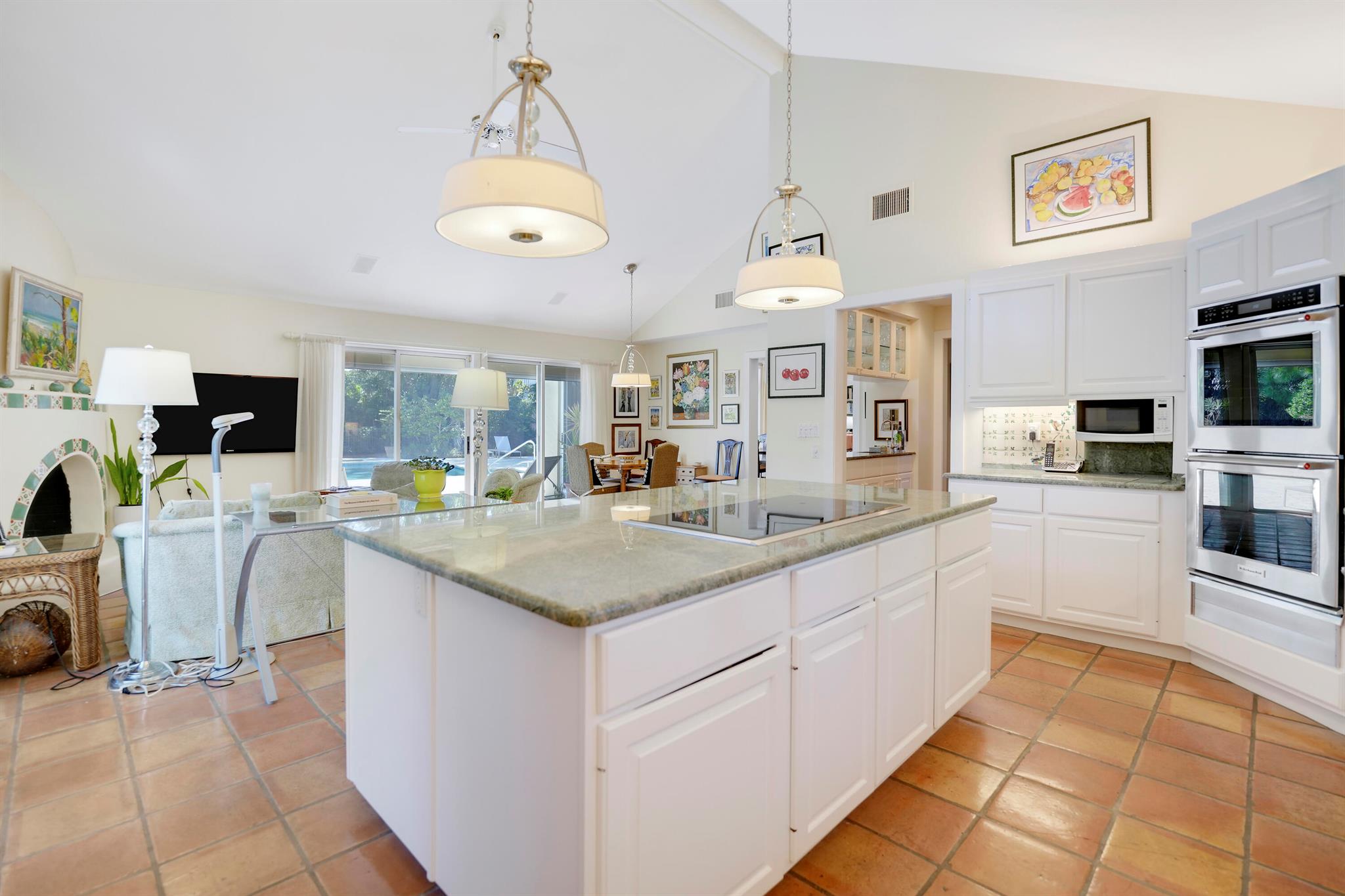 LOBLOLLY PINES - Residential