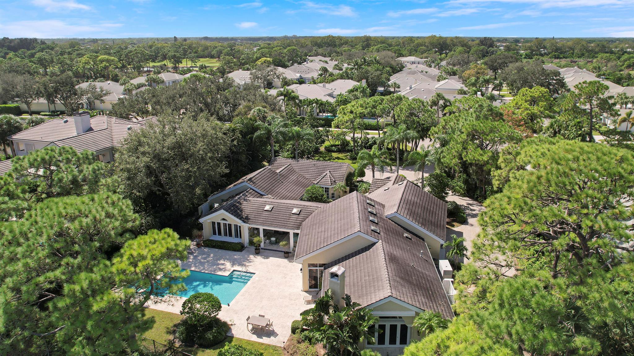 LOBLOLLY PINES - Residential