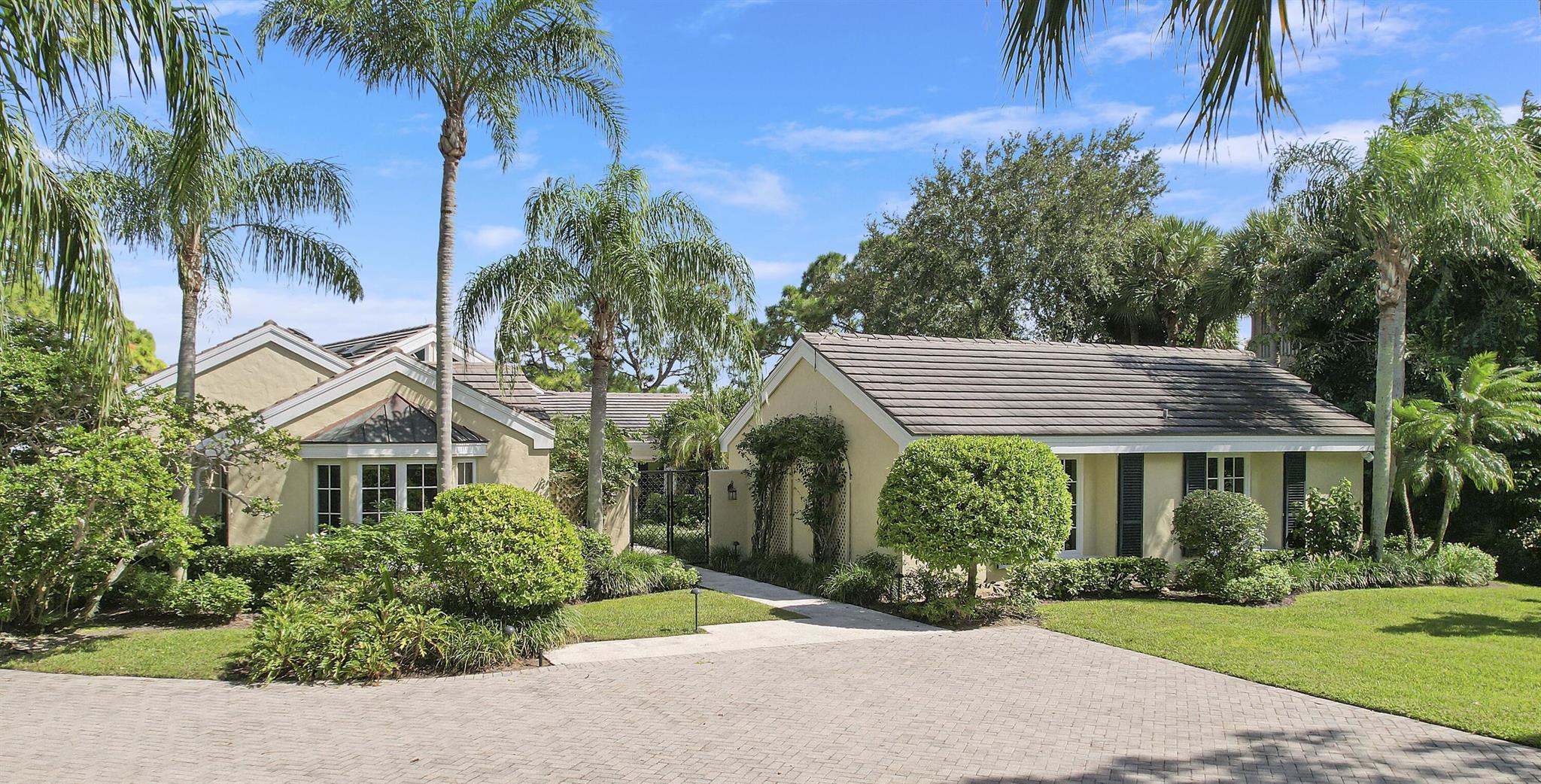 LOBLOLLY PINES - Residential