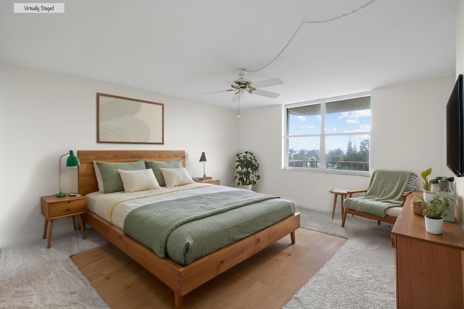 Lake Harbour Towers East - Residential