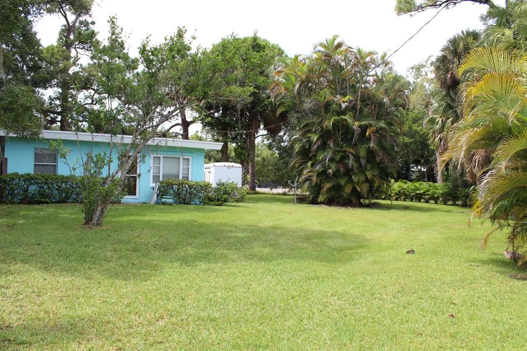 Photo of 5201 Melville Road, Fort Pierce, FL 34982 (MLS # R10771740)