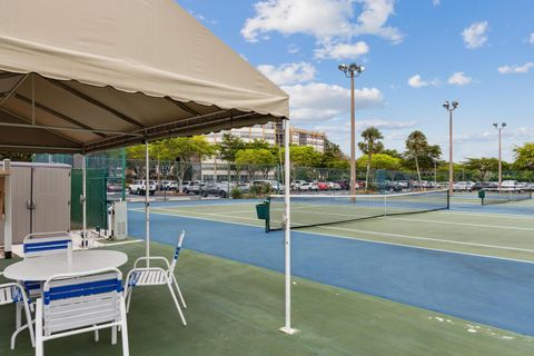 A home in Pembroke Pines