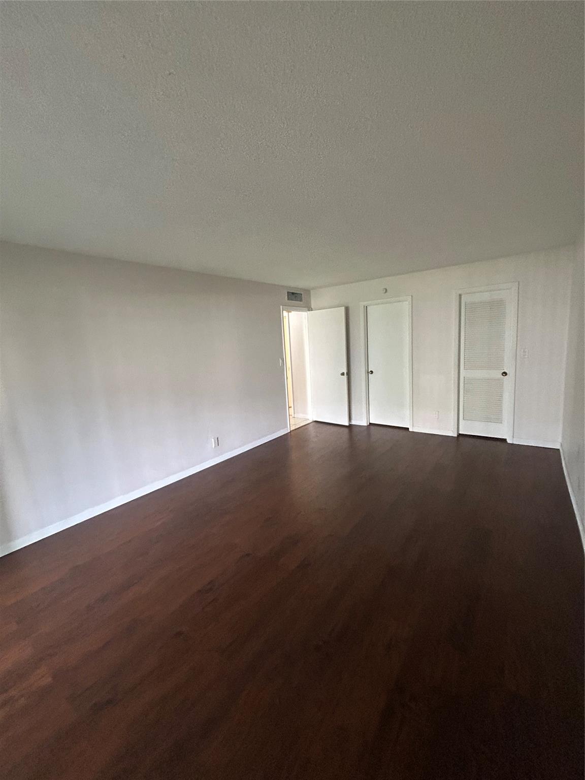 RAMBLEWOOD EAST CONDO - Residential Lease