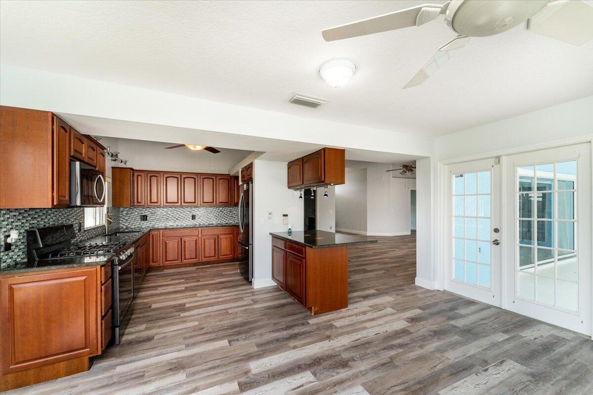 PORT ST LUCIE SECTION 30 - Residential