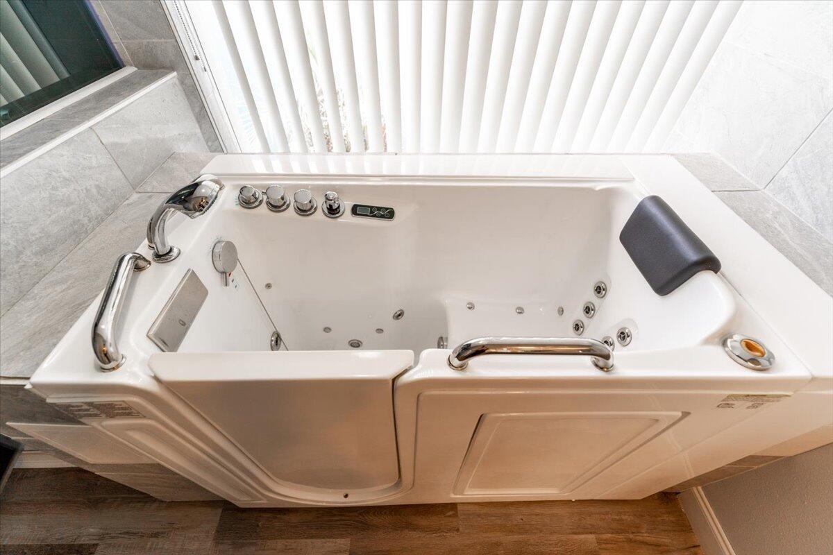 PORT ST LUCIE SECTION 30 - Residential