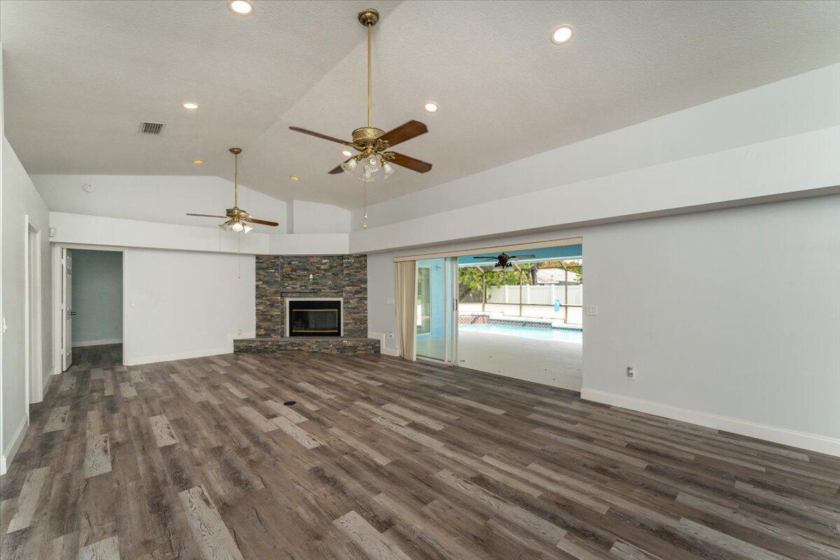 PORT ST LUCIE SECTION 30 - Residential