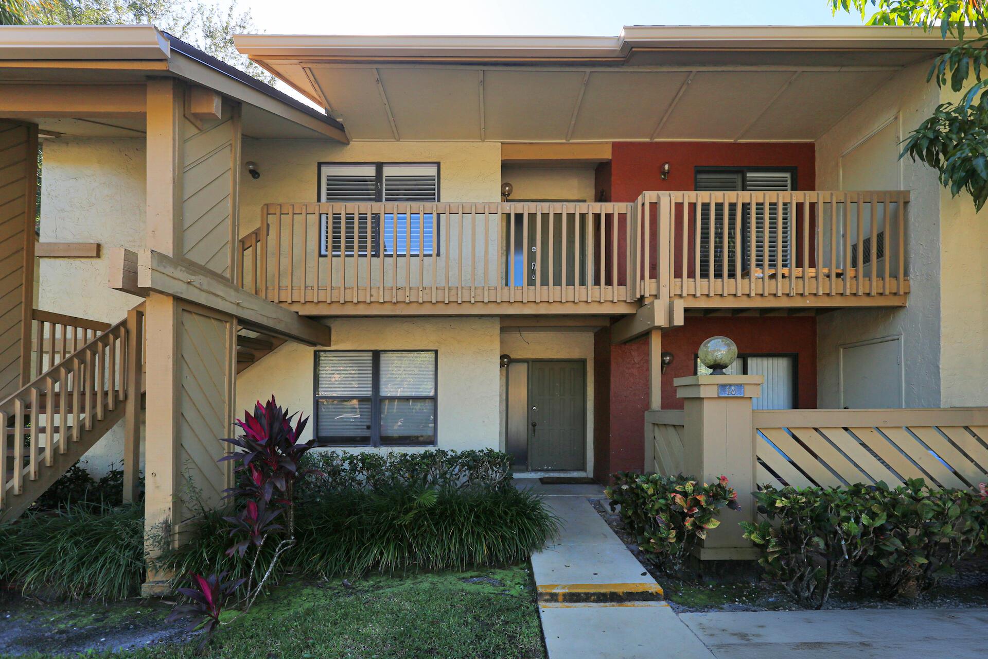 Beautiful 3 Bedroom, 2 Bathroom Condo in the Heart of Wellington, available for annual lease. This well maintained condo offers a spacious and functional layout with three generously sized bedrooms and two full bathrooms. Recent updates include newly installed luxury vinyl flooring, fresh interior paint, and elegant plantation blinds throughout. Located in the heart of Wellington, this property is within close proximity to A-rated schools, premier shopping, dining, and the Winter Equestrian Festival (WEF). Don't miss the opportunity to live in one of Wellington's most desirable areas!