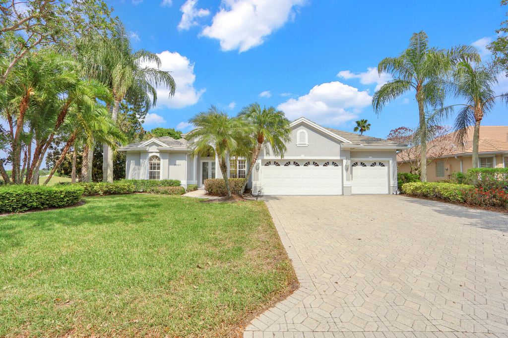 Photo of 2065 SW Bradford Place, Palm City, FL 34990 (MLS # B26004440)