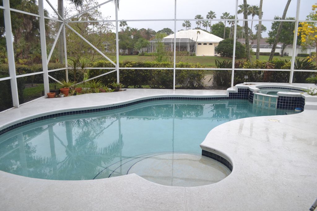 Photo of 2065 SW Bradford Place, Palm City, FL 34990 (MLS # B26004440)