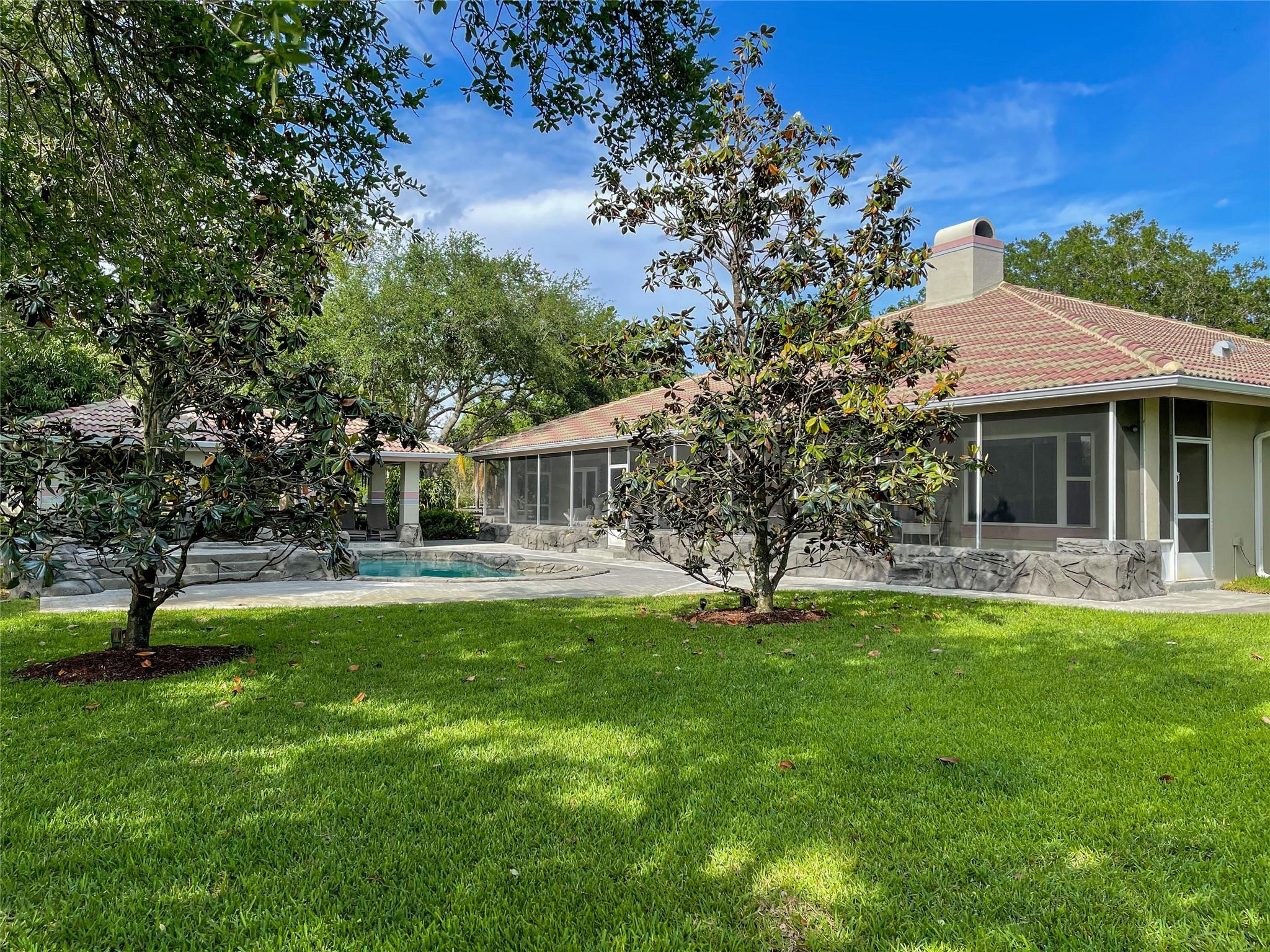 SUNSHINE RANCHES - Residential