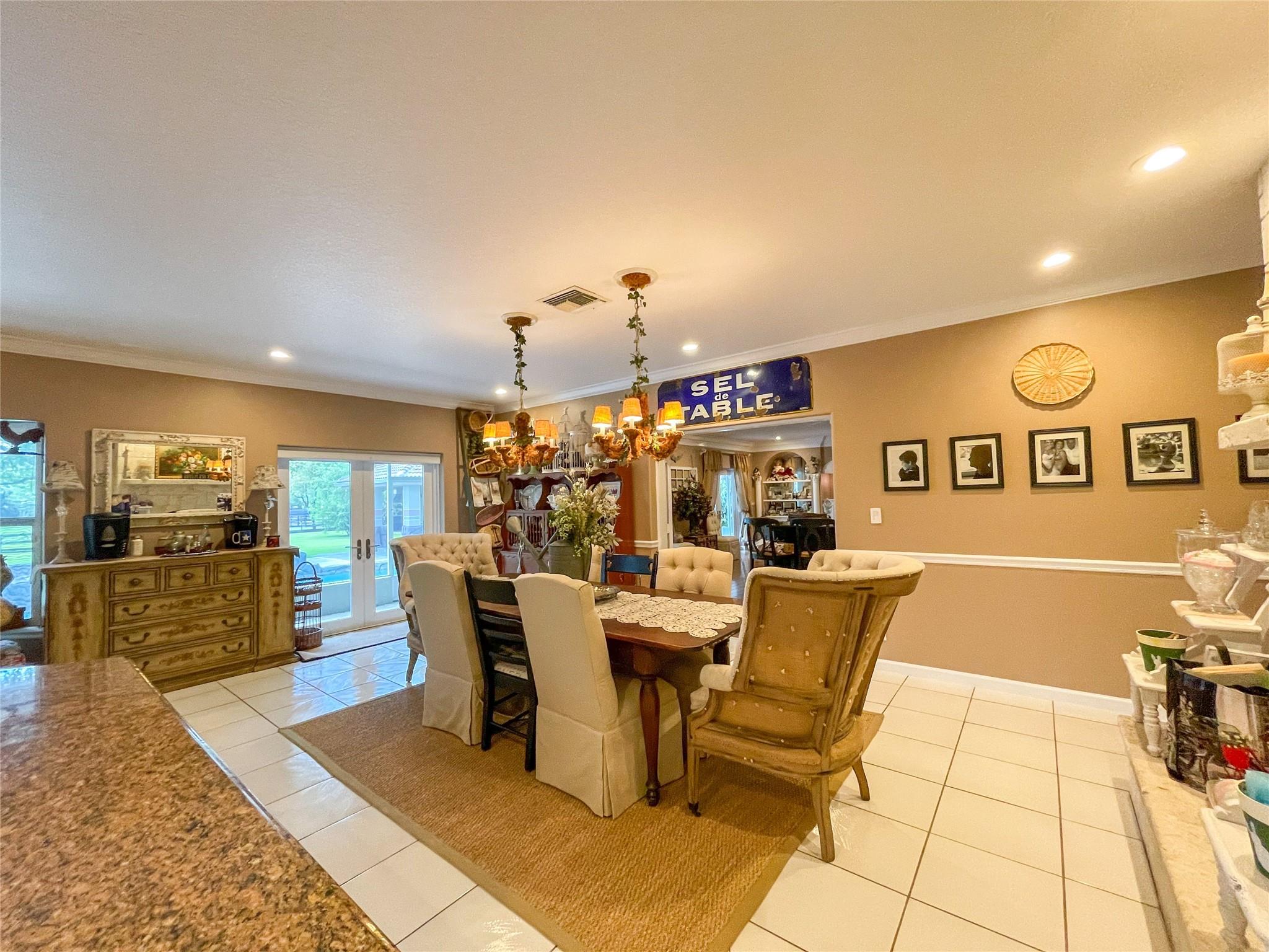 SUNSHINE RANCHES - Residential