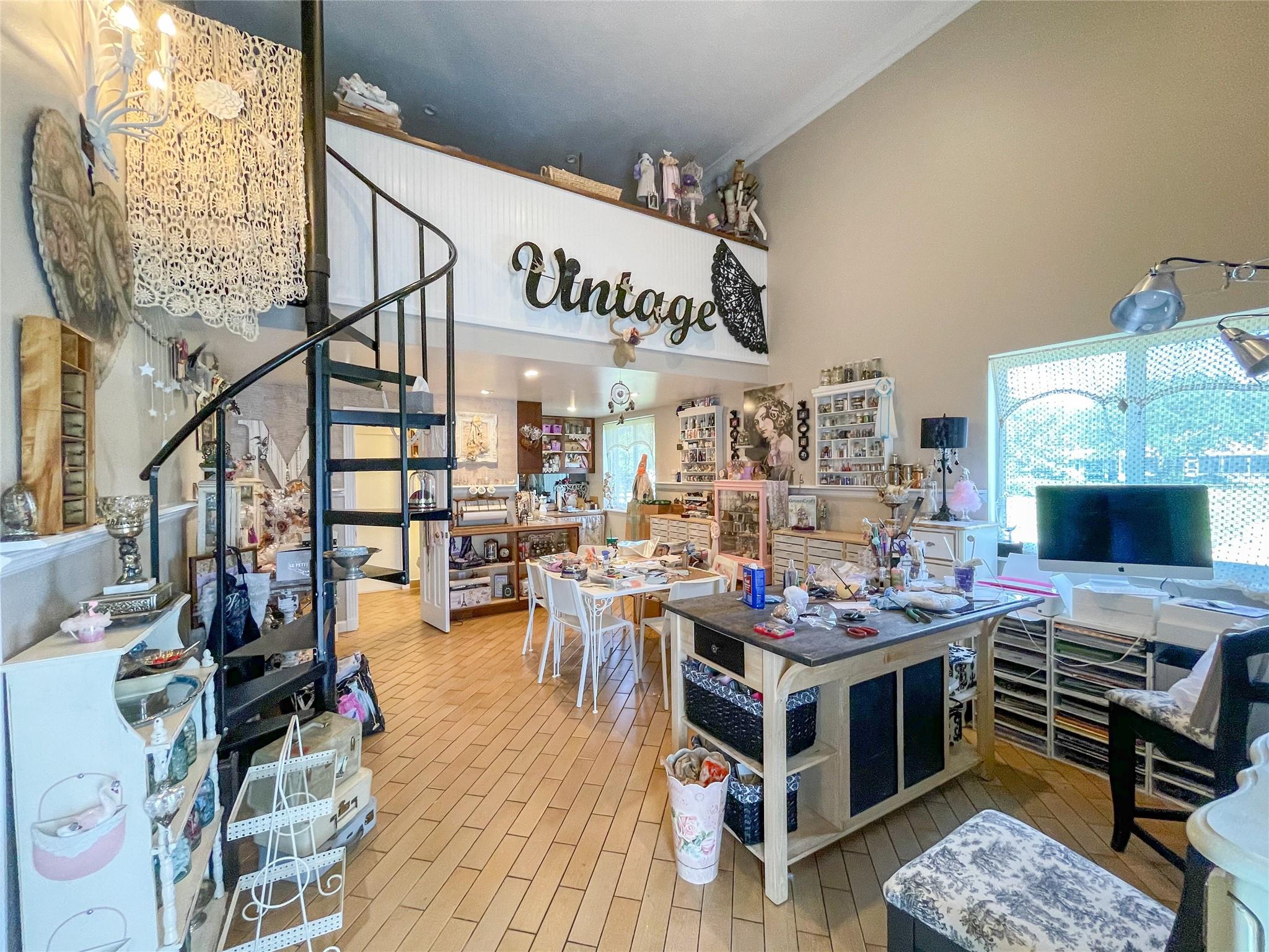 SUNSHINE RANCHES - Residential