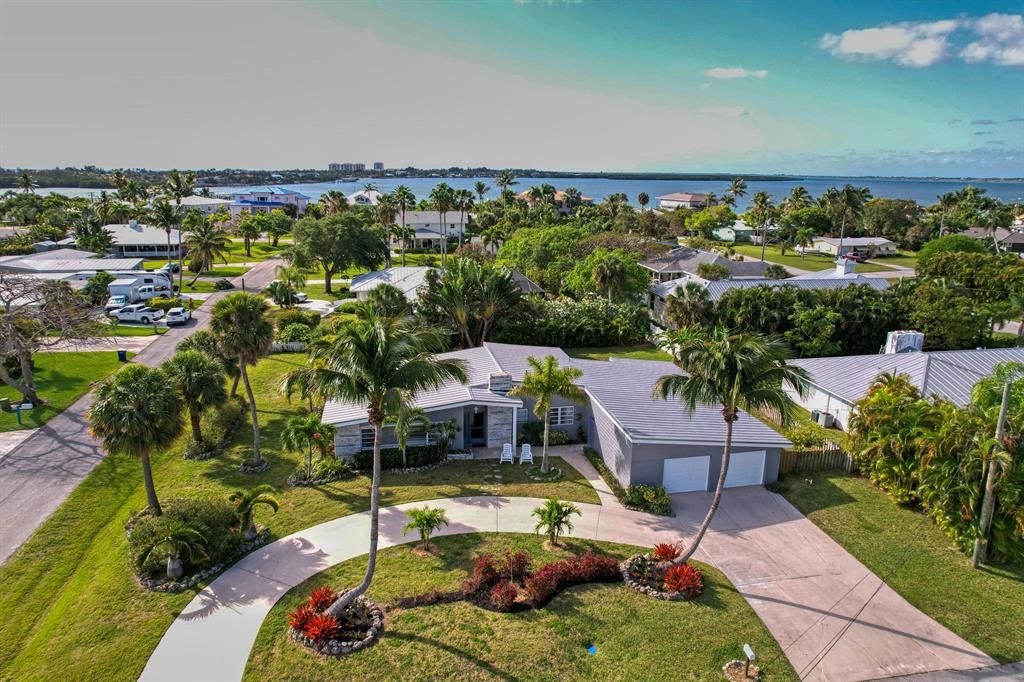 Photo of 1529 Thumb Point Drive, Fort Pierce, FL 34949 (MLS # R10791781)