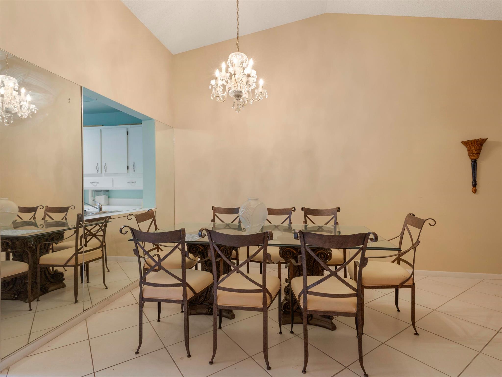 VILLAS OF WILLOW BEND - Residential Lease