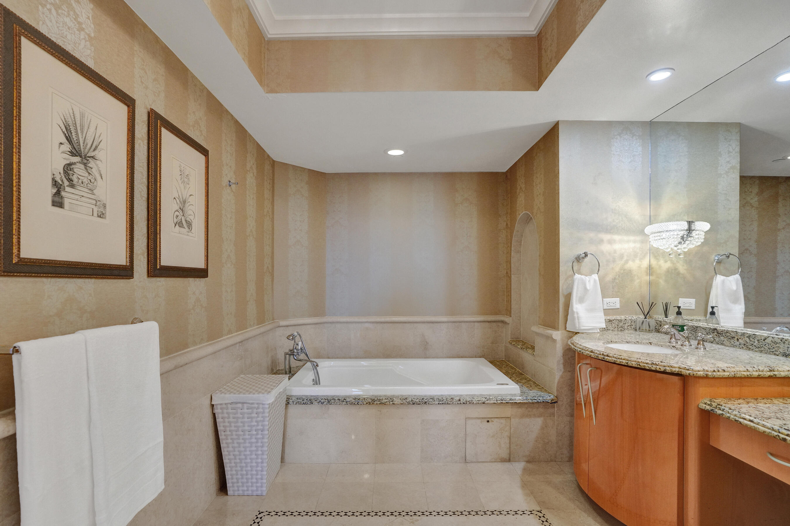 ACQUALINA OCEAN RESIDENCES & - Residential