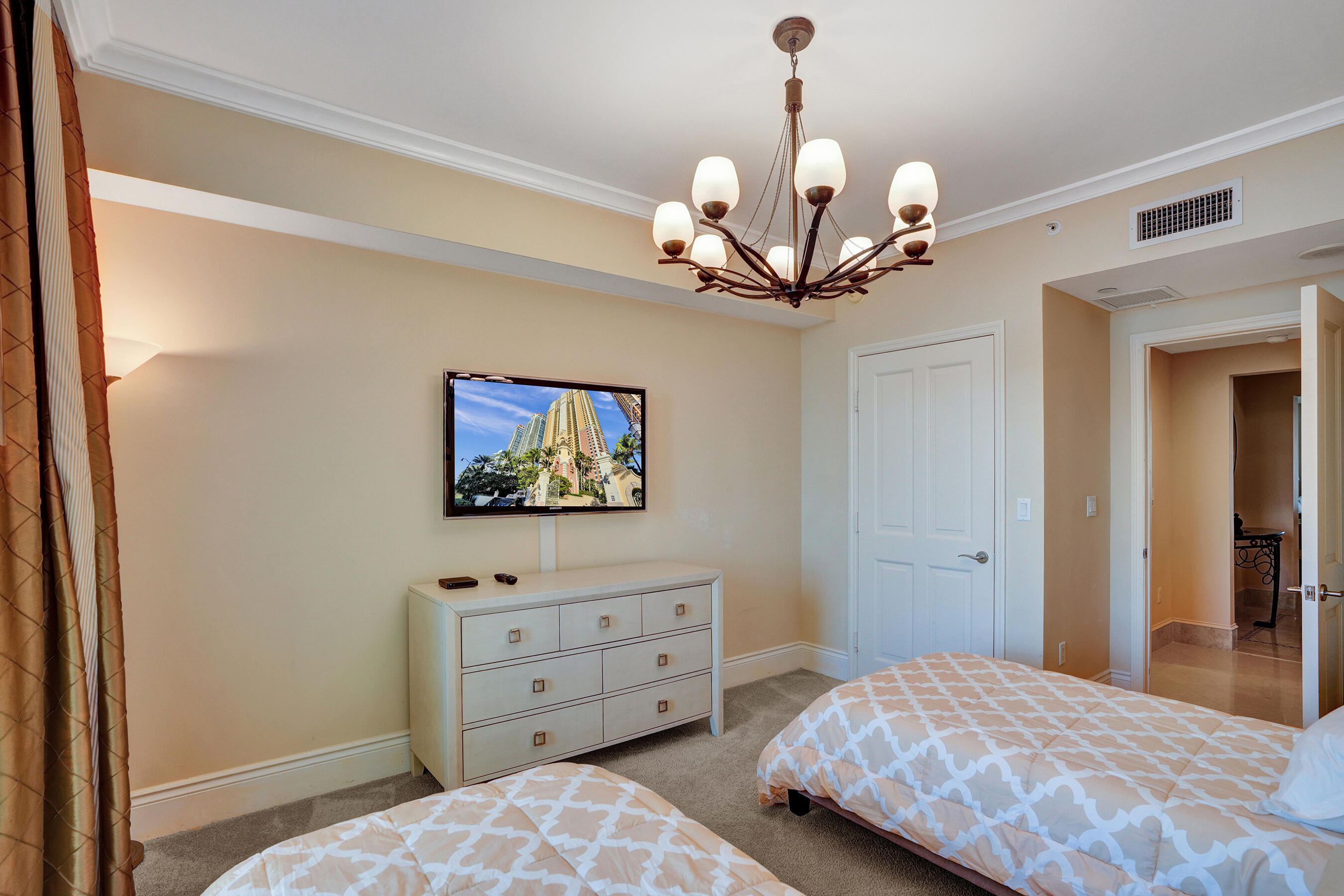 ACQUALINA OCEAN RESIDENCES & - Residential