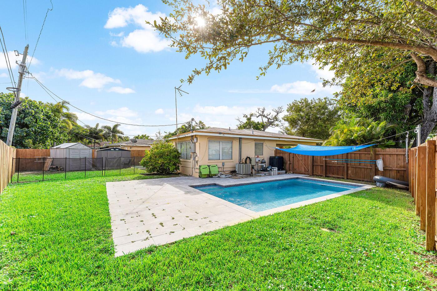 GARDEN ACRES - Residential Lease