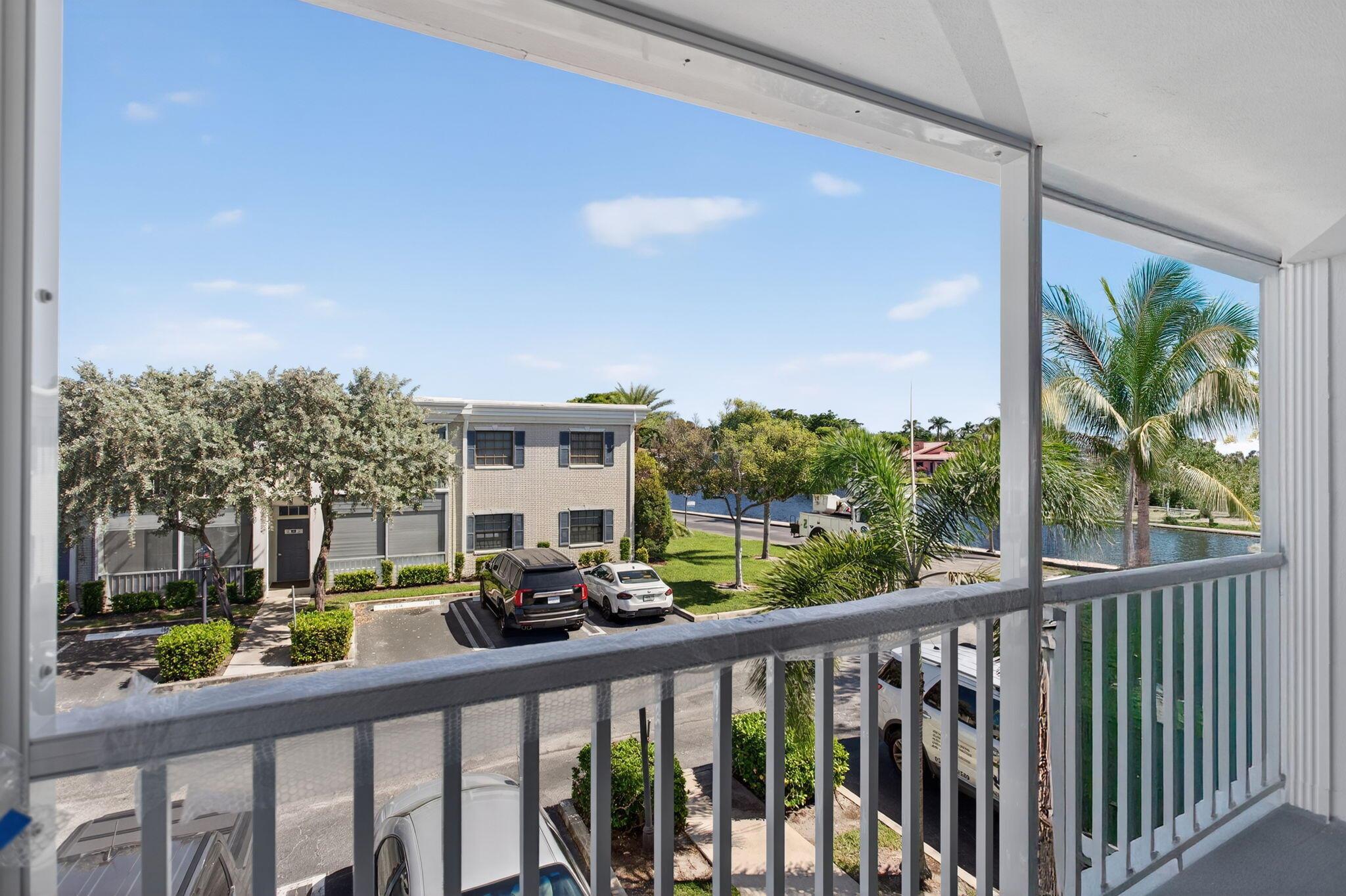 CYPRESS CLUB CONDO - Residential