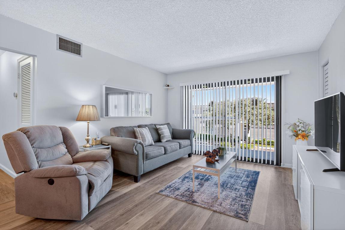 CYPRESS CLUB CONDO - Residential