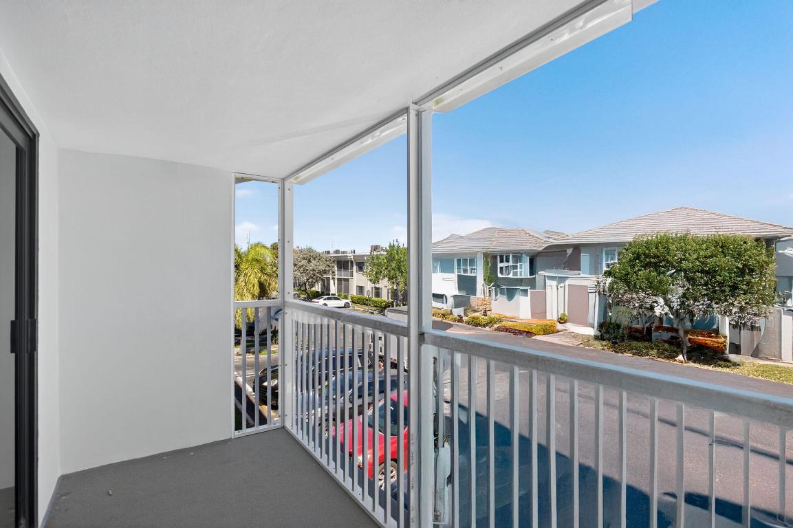 CYPRESS CLUB CONDO - Residential