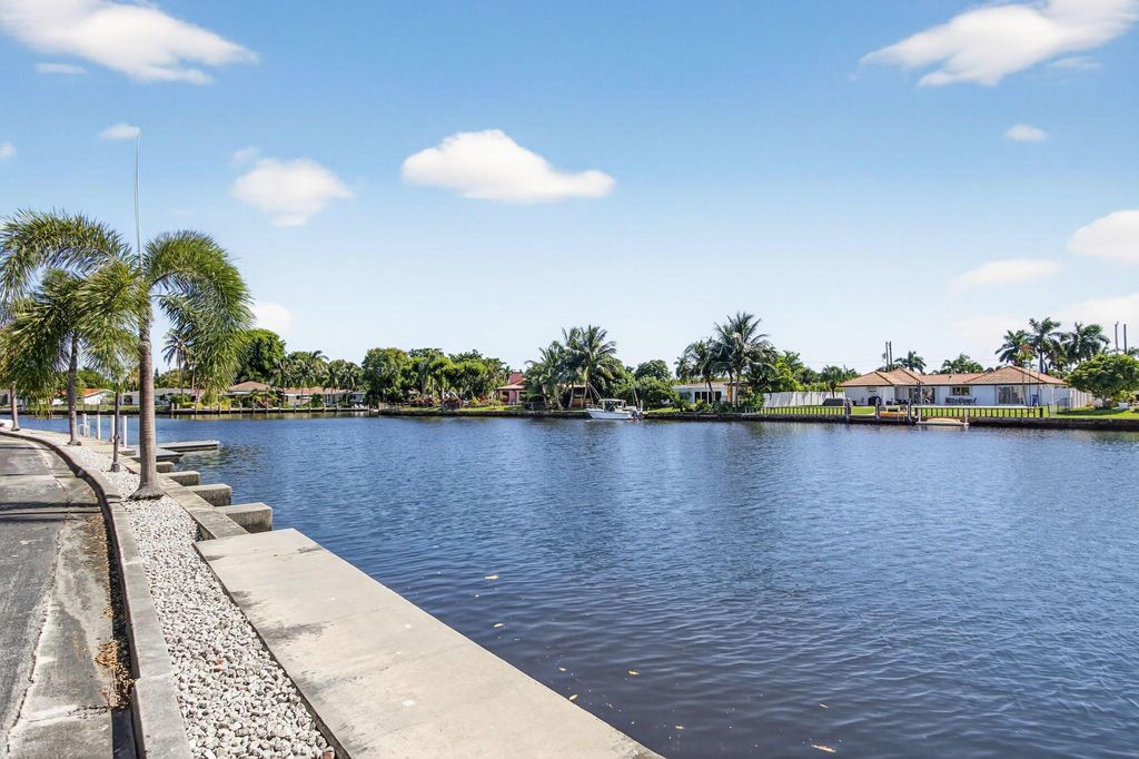 Photo of 130 Cypress Club Drive #324, Pompano Beach, FL 33060 (MLS # R11135036)