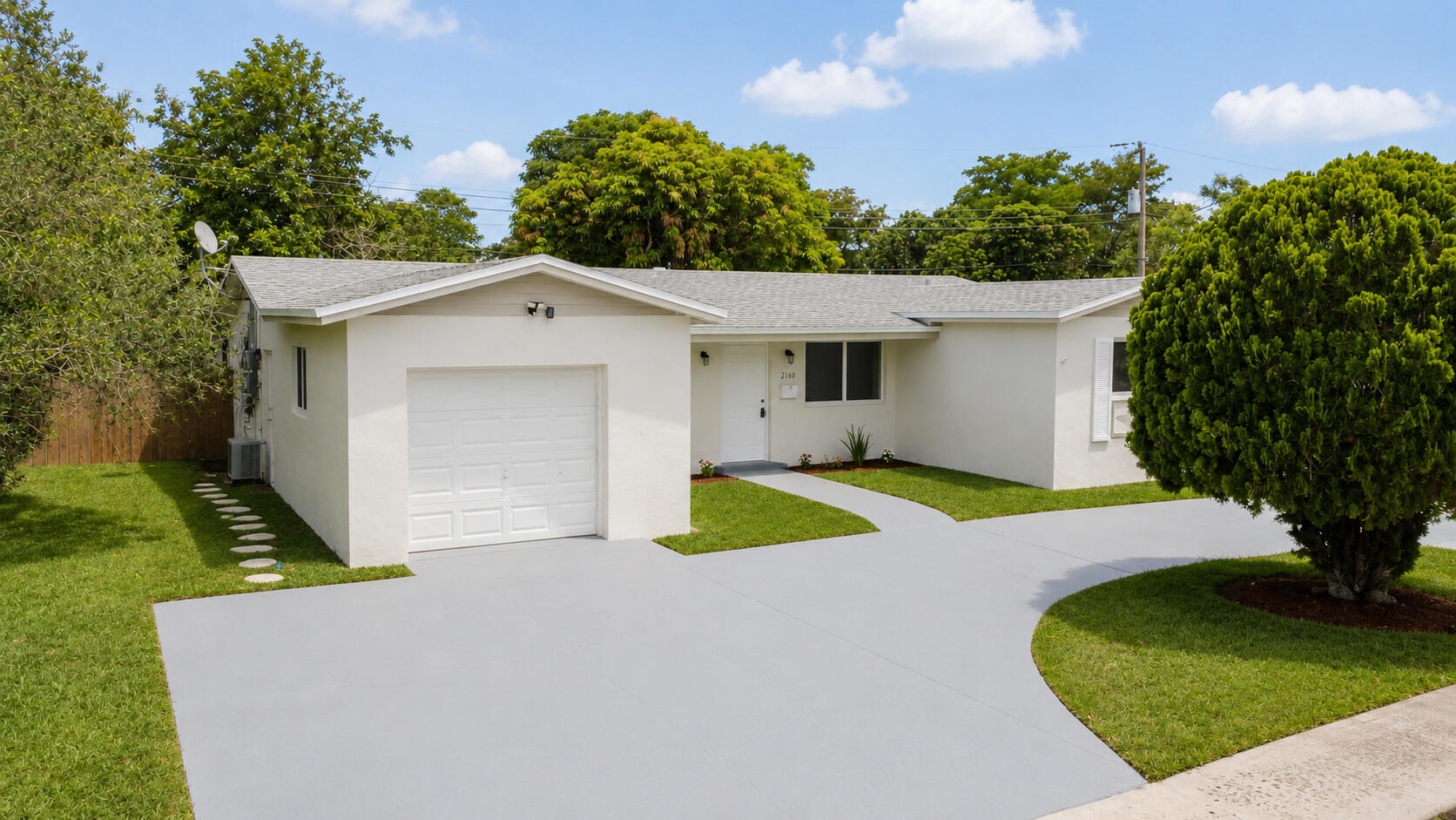 SUNRISE GOLF VILLAGE - Residential