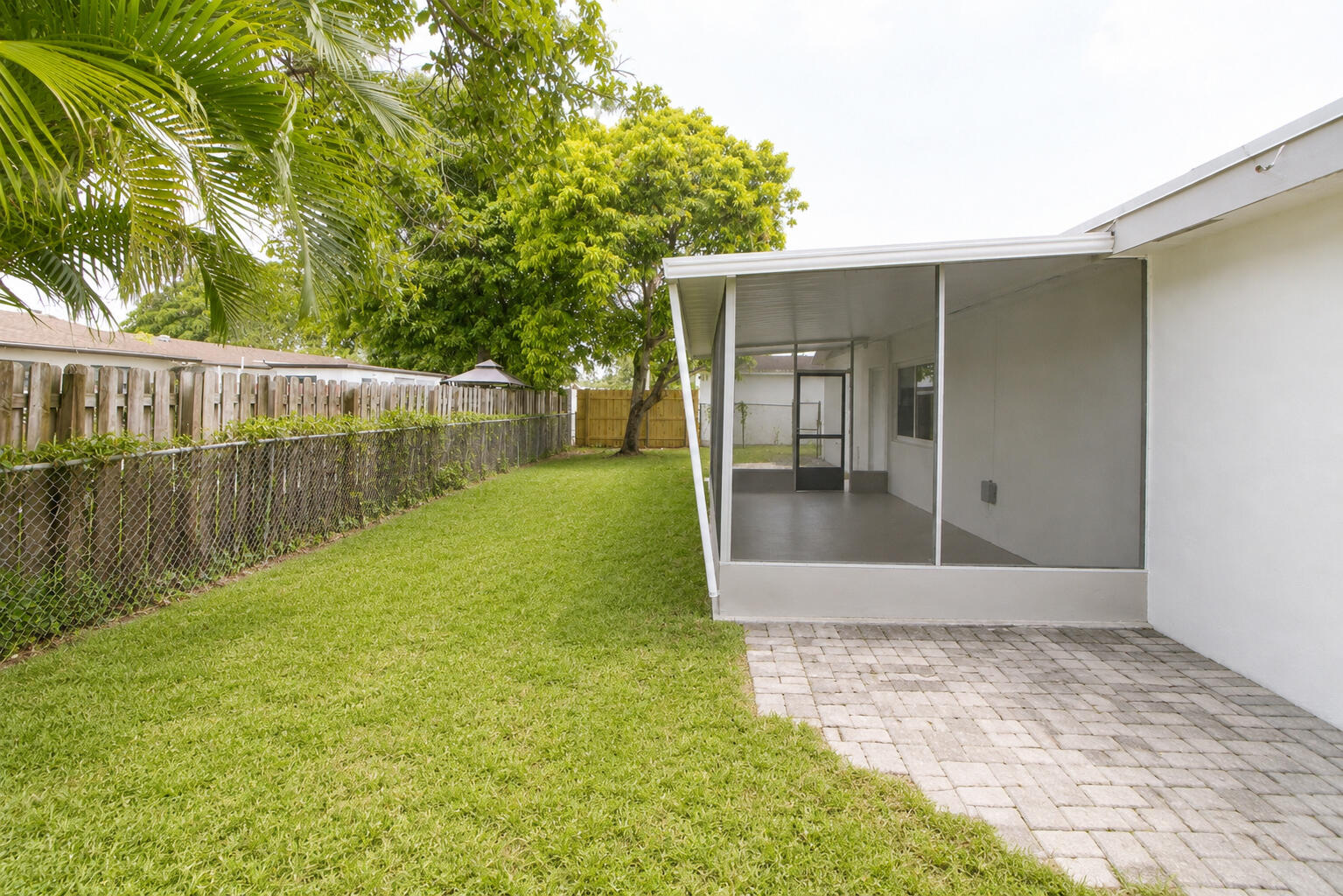 SUNRISE GOLF VILLAGE - Residential