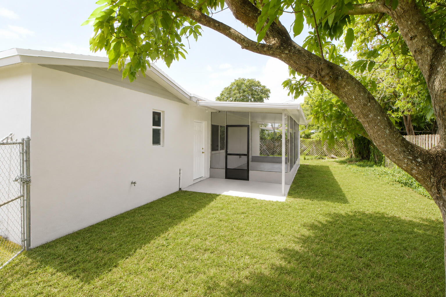SUNRISE GOLF VILLAGE - Residential