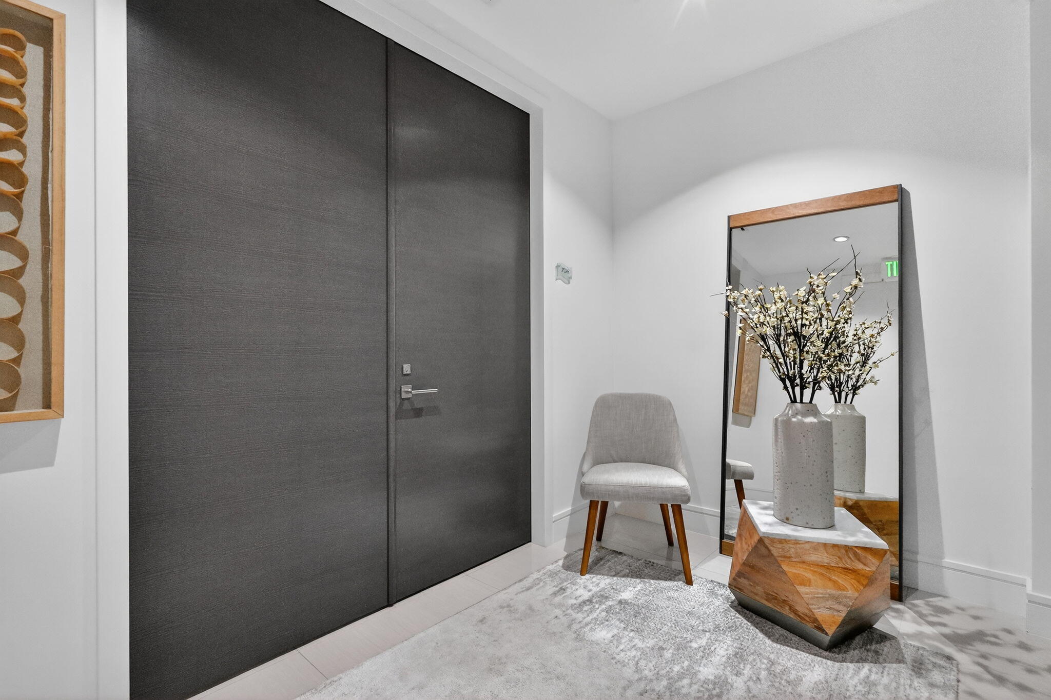 3250 NE 188th Street 706