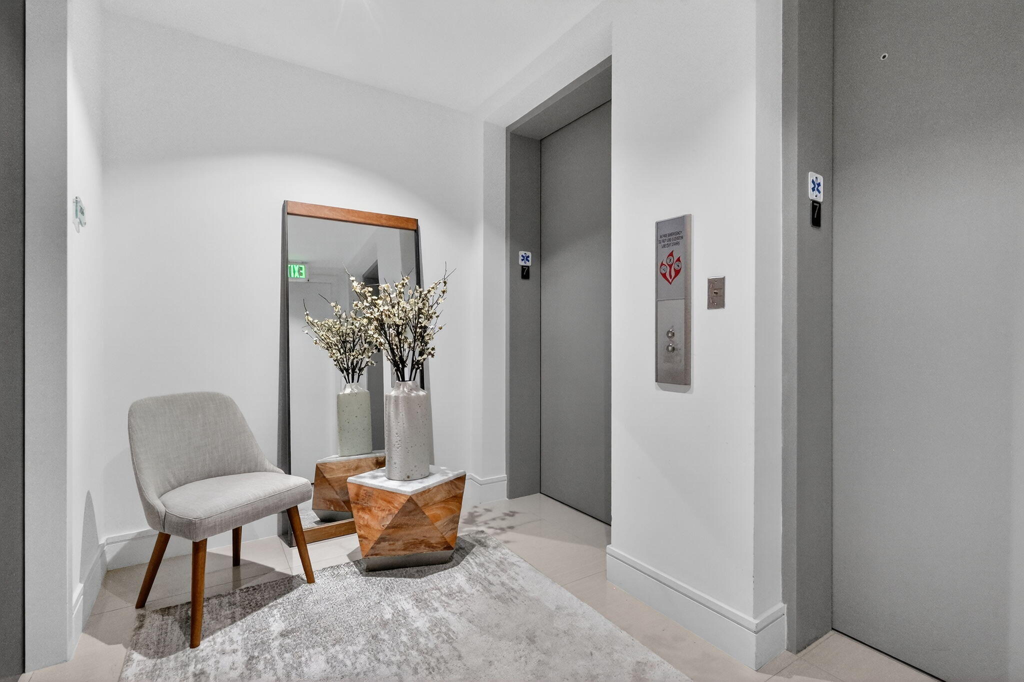 3250 NE 188th Street 706