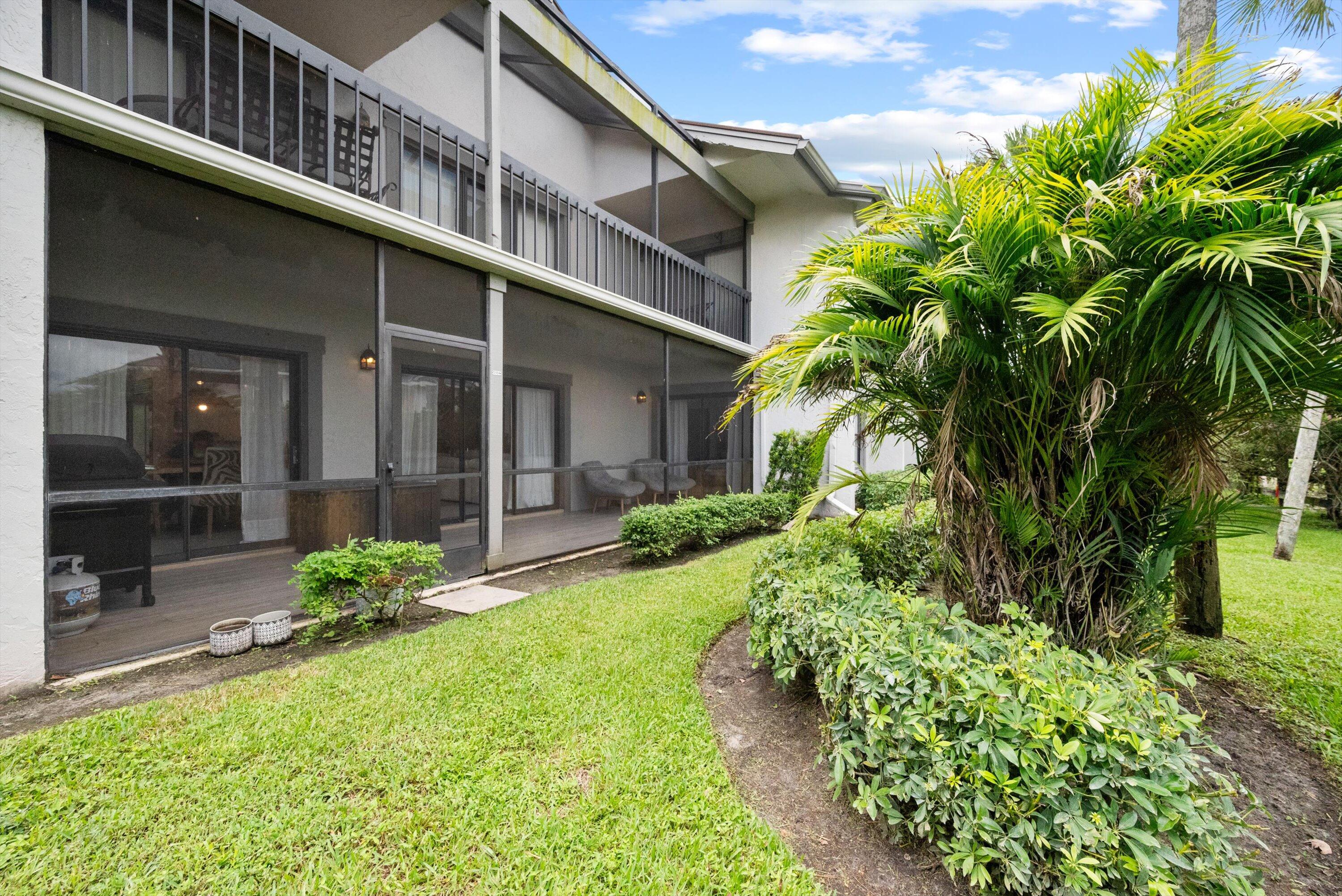 GOLF COTTAGES 2 CONDO - Residential